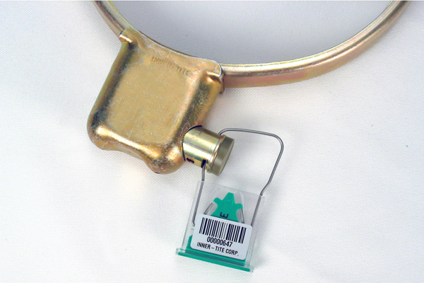 The Metal Sealing Ferrule provides a durable, permanent sealing provision (Clearseal shown).
